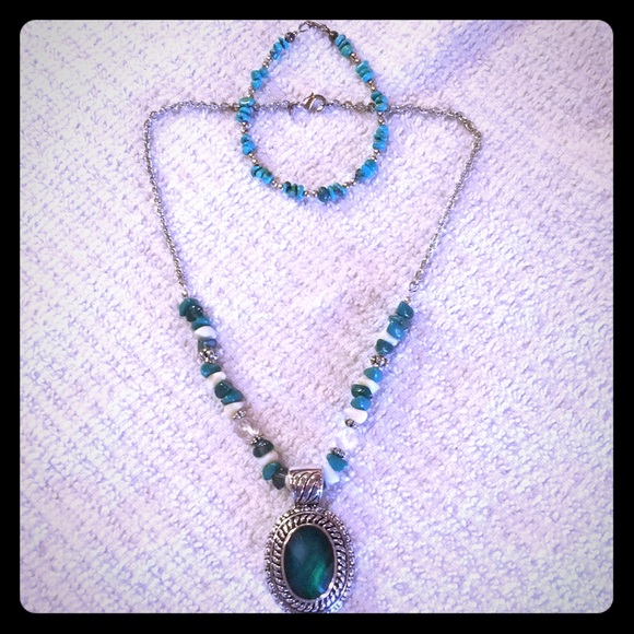 Jewelry - NEW! 🤠 TURQUOISE 16” NECKLACE & 7” BRACELET SET
